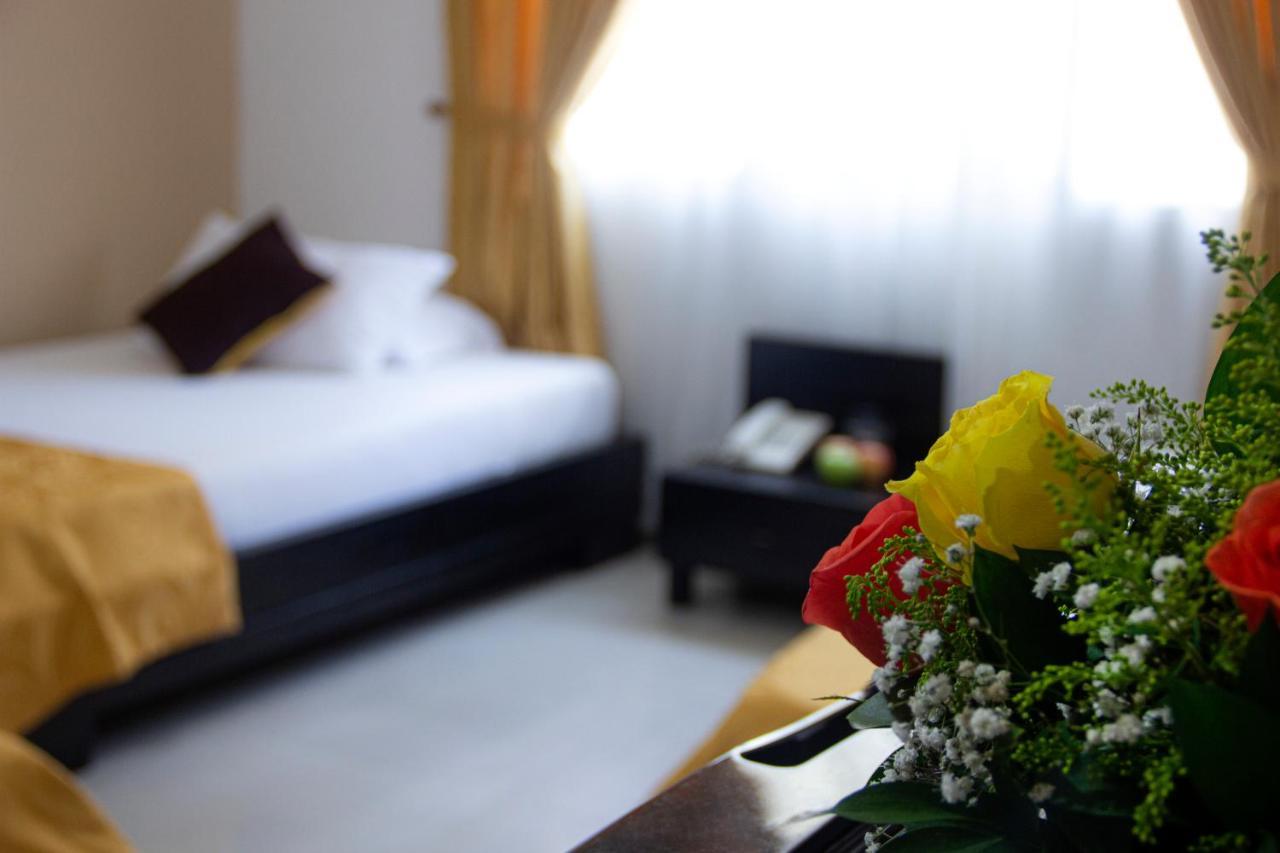 Hotel Plazuela San Ignacio Медельїн Екстер'єр фото
