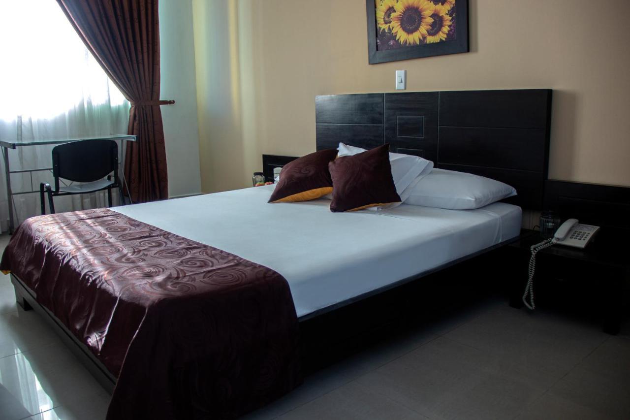 Hotel Plazuela San Ignacio Медельїн Екстер'єр фото